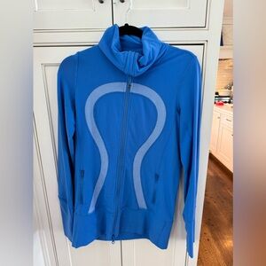 Rare blue Lululemon stride jacket size 6